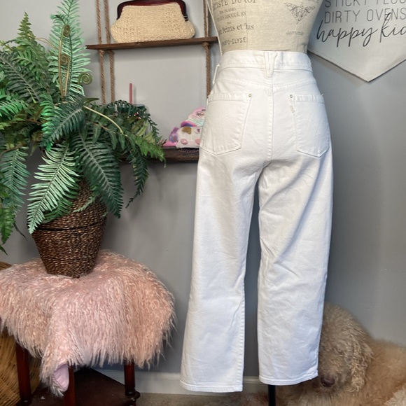 Levi’s 14 White Straight Leg Denim Jeans - Picture 8 of 10